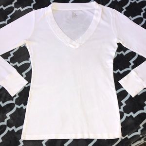 🎉Gap L/S  Shirt🎉FREE W/ANY $8 PURCHASE 🎉